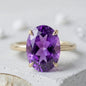 Vakker Mareshia "Solitaire" enstens 11x9mm Ametyst Ring, Goldplated ( 925s Silver )