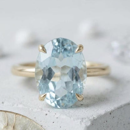 Vakker og Mareshia "Solitaire" enstens 10x8mm Aquamarine Ring, Gold Vermeil ( 925s Silver )