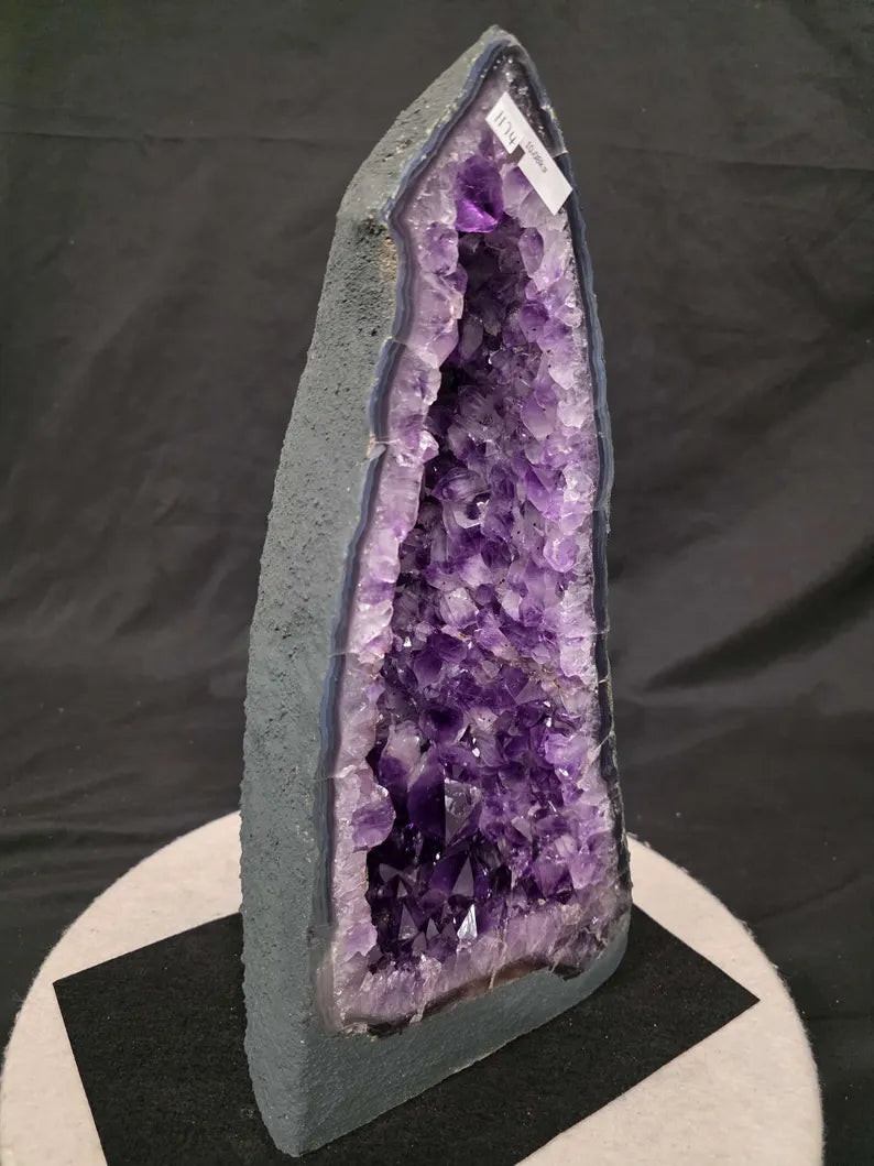 MÅNEDENS UTVALGTE / HIGH QUALITY PREMIUM BRAZILIAN AMETYST GEODE - Inntil 40% OFF + Fri Frakt - 10kg , 42x19x12cm