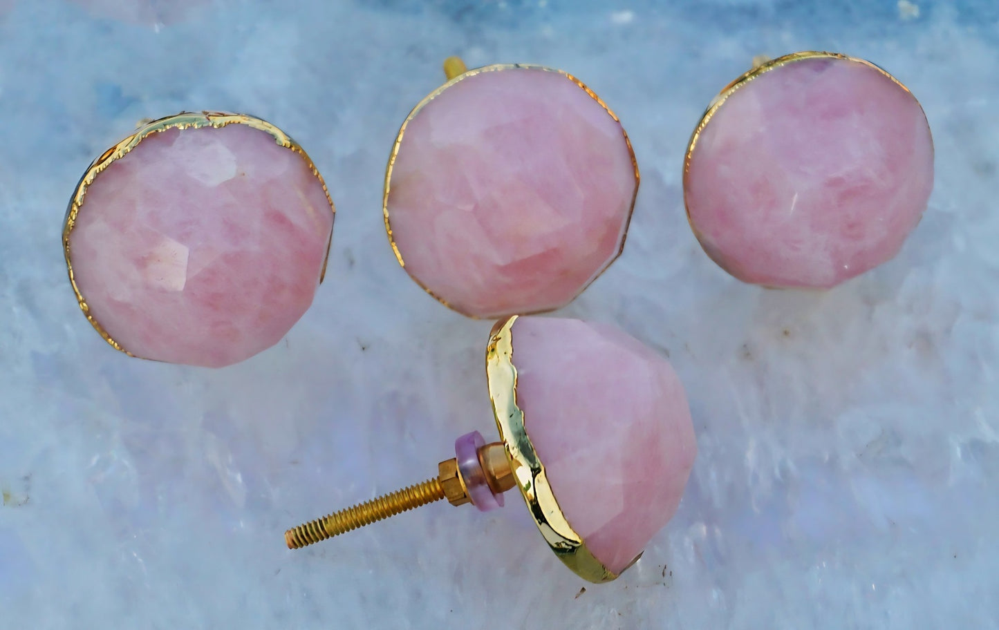 Vakre og eksklusive Rose Quartz Gold Electroplated knotter , 6 pack, 50x50mm