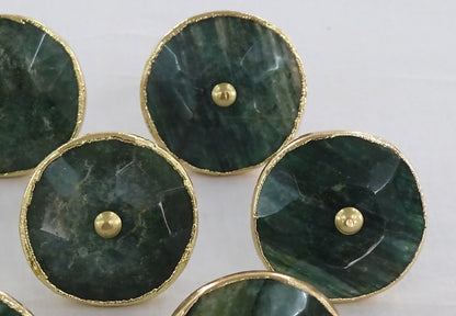 Vakre Green Agat Gold Electroplated knotter , 6 pack, 50x50mm
