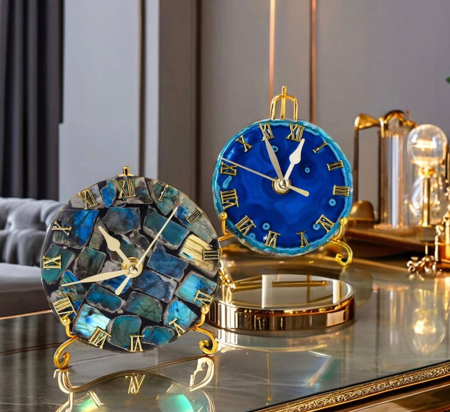 Nye Labradorite bordklokker ( 10 - 12cm skiver ) m/stativ