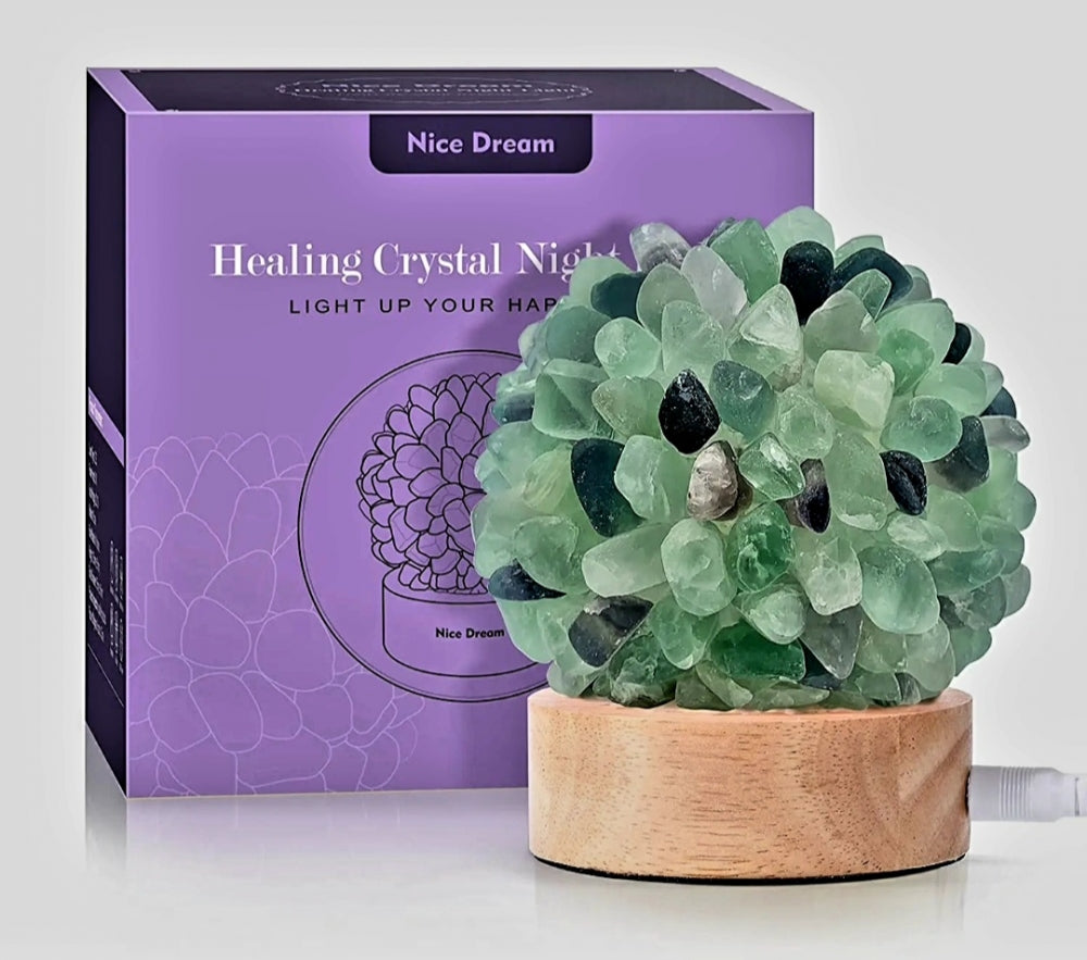 Nyhet / Stor og flott hÅndlaget Rainbow Fluorite Crystal Lamp m/trebase og usb, 10x12cm
