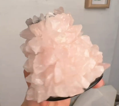 Vakker hÅndlaget RÅ Rose Quartz  Quartz Lysestake, ca. 85mm høye