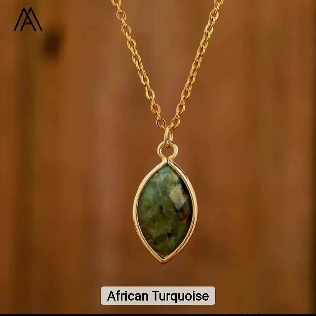 Nytt MICCI Design Oval Stone Kjede, 18K Goldplated, African Turquise