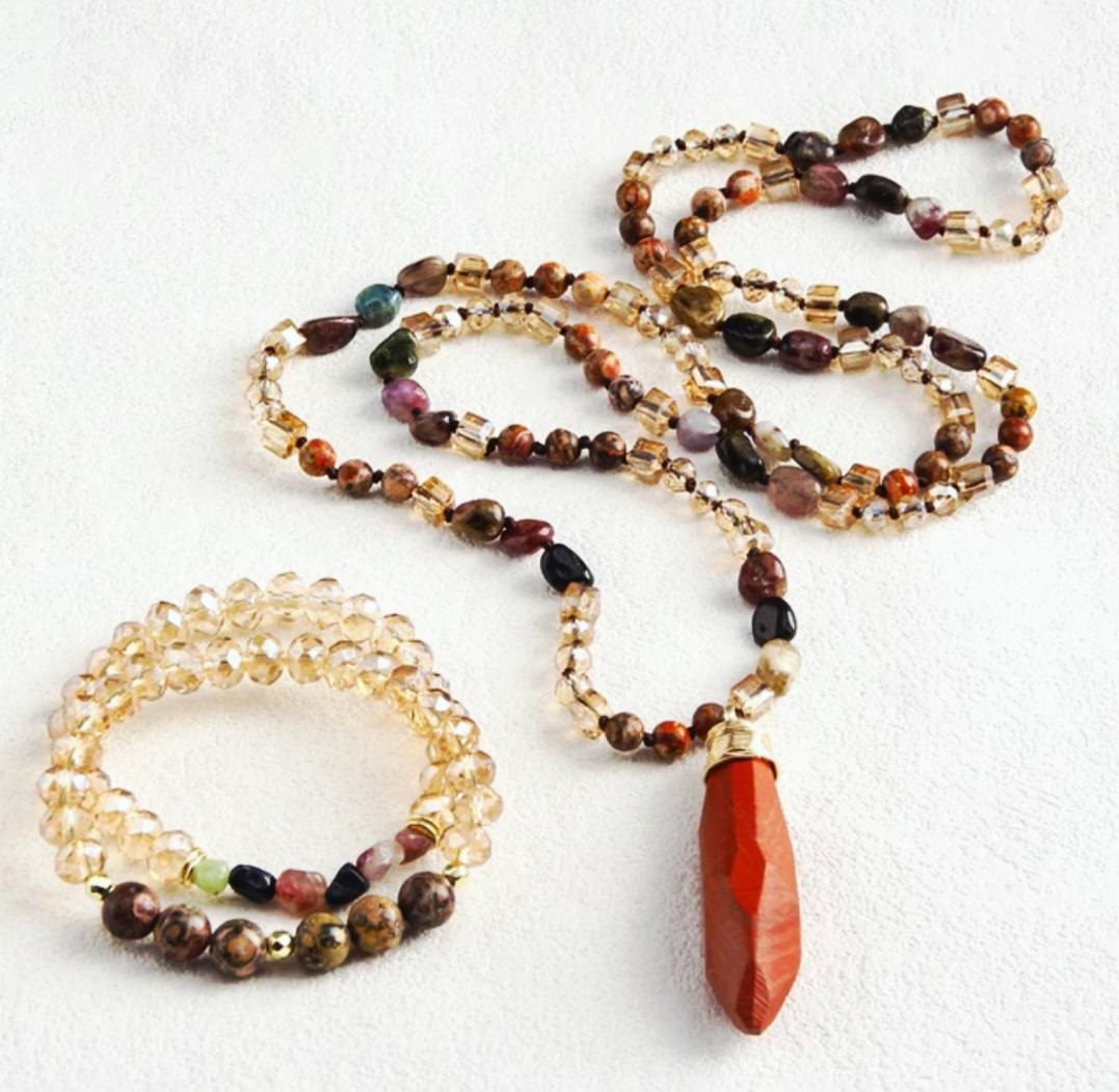 Nye Natural Stone Kjede + Armbånd fra MICCI DESIGN, RED JASPER Stone + Decor&nbsp;