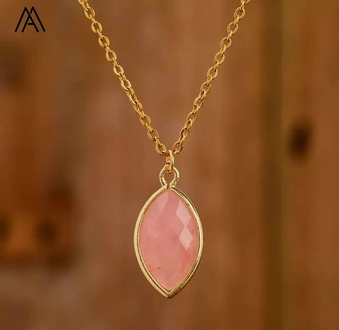 Nytt MICCI Design Oval Stone Kjede, 18K Goldplated, Rose Quartz