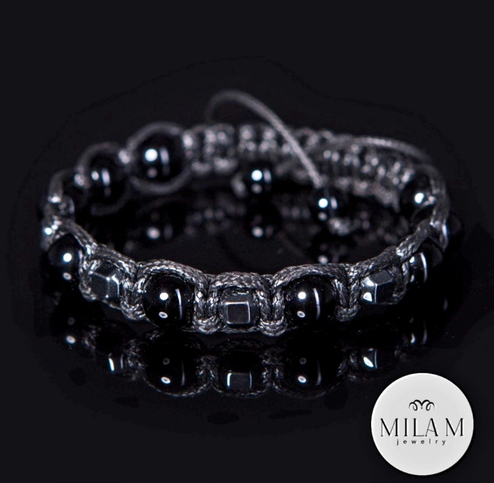 MÅNEDENS UTVALGTE /Trendy og Exclusivt Shambhala ArmbÅnd , Black Onyx, Hematite,  unisex og justerbare.