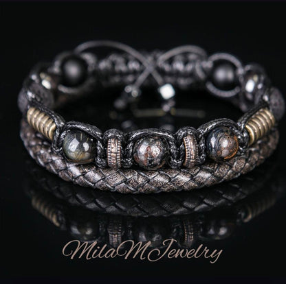 Trendy og Exclusivt Shambhala ArmbÅnd , Biotite ( Black Mikastone), Blue Tigereye ( Hawks Eye ) Matt sort Onyx, Lavaston