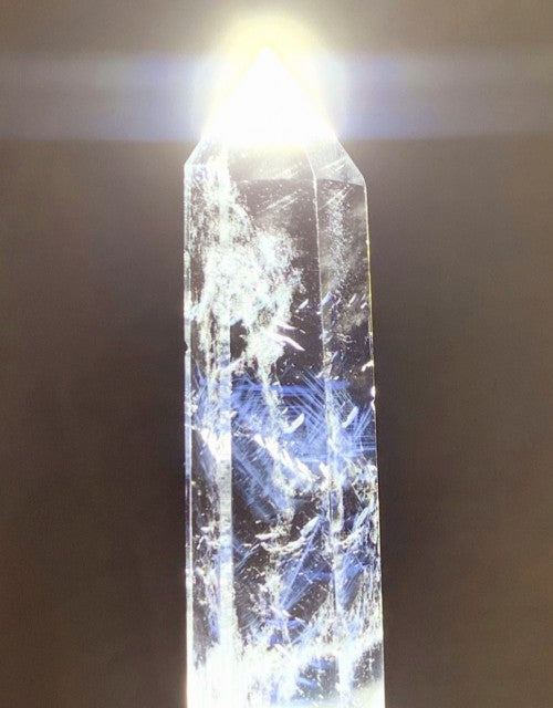 Blue Needle Clear Quartz / " Blue Angel Wings" Towers w/Base - High Quality, ca. 10 - 12 cm, 300gram med LED Trebase