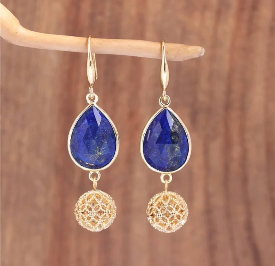 Elegante BOHEMIAN øredobber i Tear Drop Design m/krok, Goldplated - Lapis Lazuli