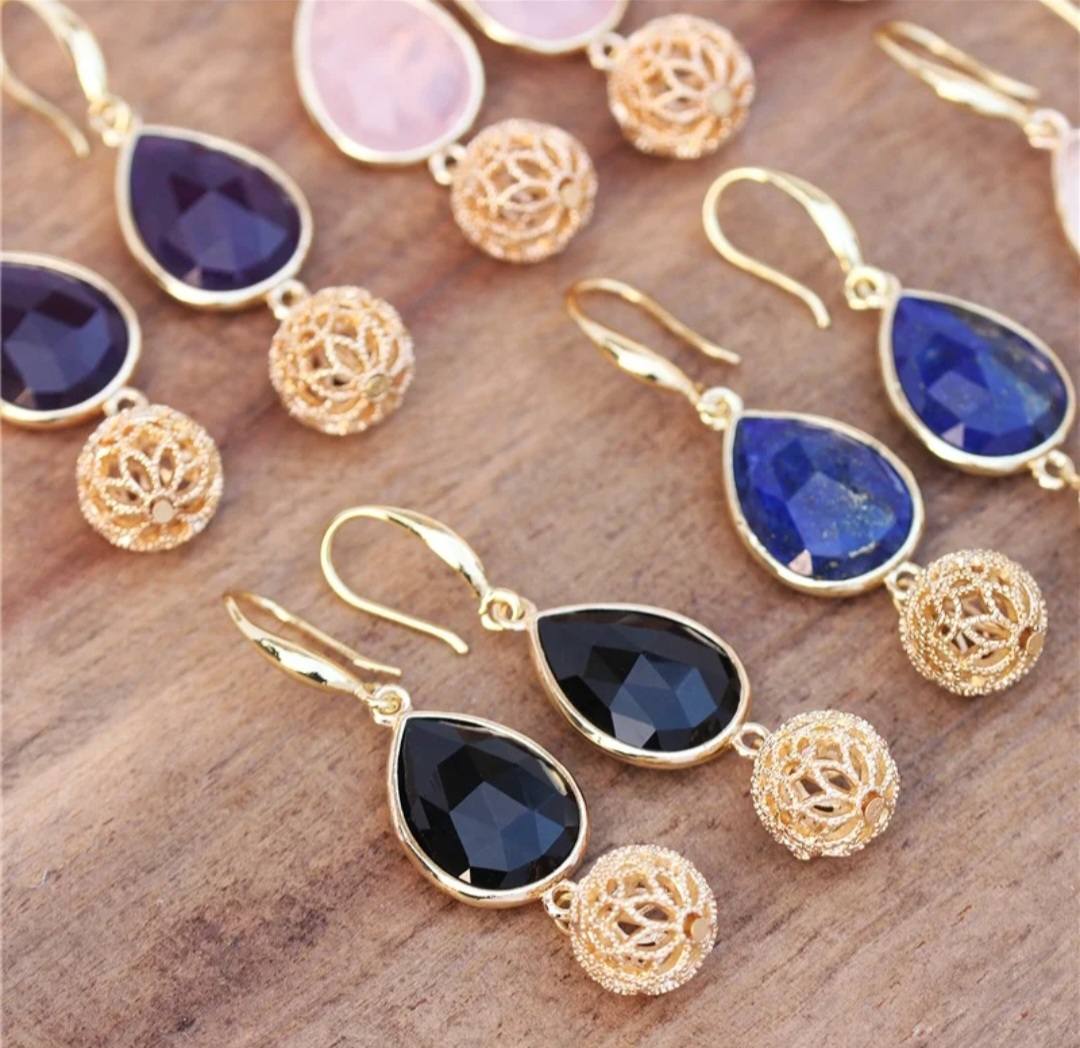 Elegante BOHEMIAN øredobber i Tear Drop Design m/krok, Goldplated - Lapis Lazuli