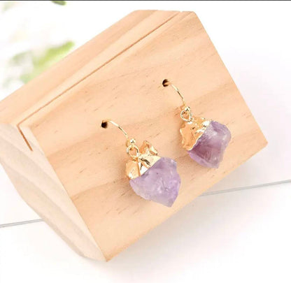 Elegante og enkle øredobber i Ice Cube Drop Design m/krok, Goldplated - RAW AMETYST, Small Size