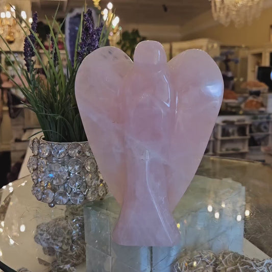 Superflott, vakker og stor Brazilian Rose Quartz Engel m/Led Trebase og lysjustering ca. 18x14cm