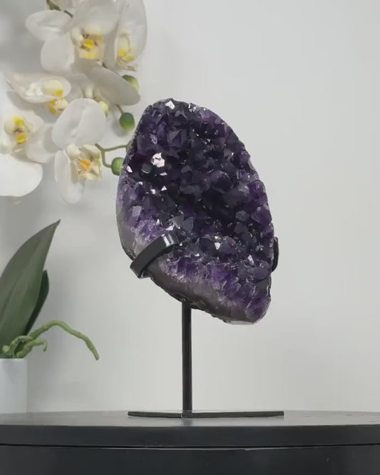 MÅNEDENS UTVALGTE / Deep Purple Uruguay, AAA Grade Natural Amethyst Crystal Cluster - MWS2086, 1.5kg - 19x10cm