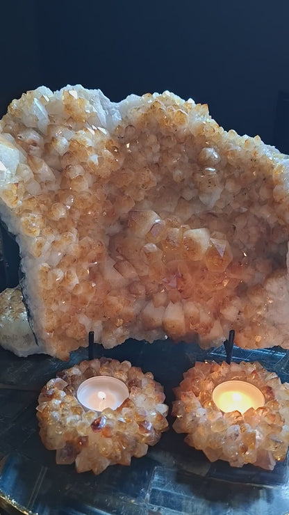 Superflott og stort World Class Brazilian Citrine ( Heated ) Cluster med stativ , ca, 26x24cm - 5kg