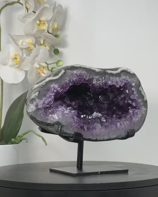 Natural Uruguayana Amethyst Geode on Stand - MWS2562, 4.5kg - 19x17x16cm