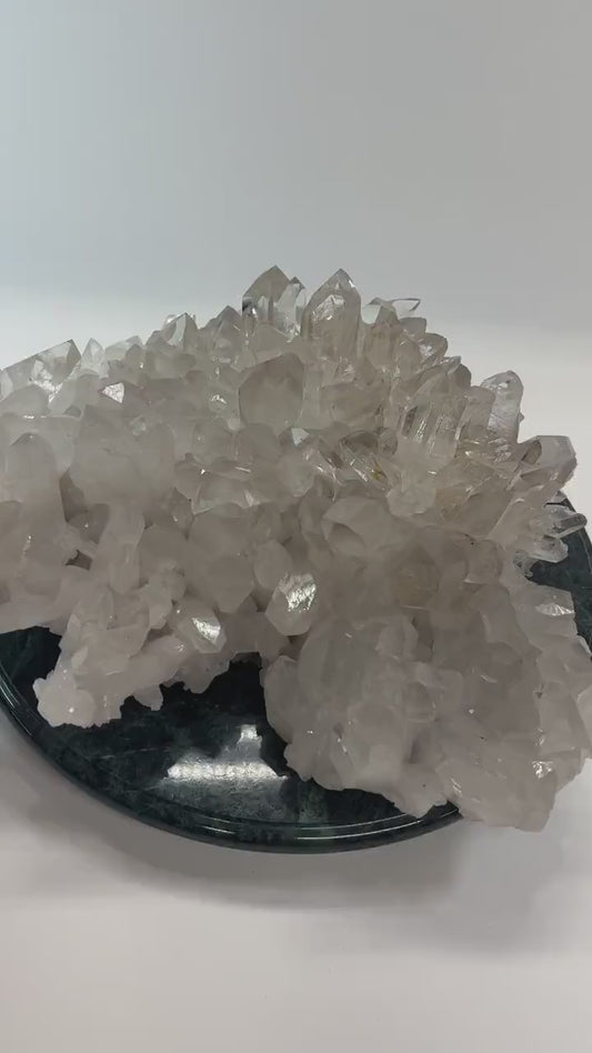 Eksklusive AAA + High Quality Light Smokey Clear Quartz Clustre ( Arkansas/USA), Large Size - ca. 7Kg