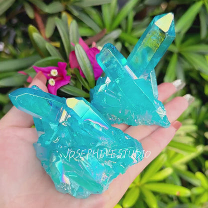 Black November / Superflotte og unike Aura Quartz Clustre, 80 - 100gram, Leveres i 4 farger , Green, Pink, Blue, Gold Rainbow