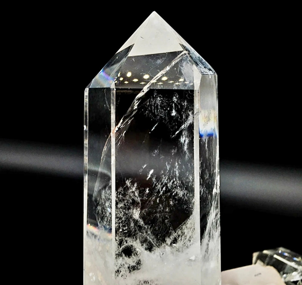 Rawcut Clear Quartz Towers w/base - High Quality, ca. 15 - 20cm 1kg