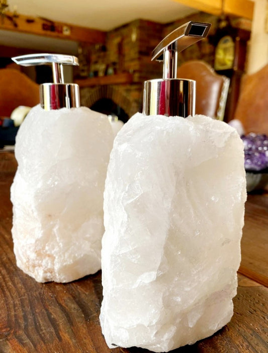 Nye, eksklusive - handcarved XL White Raw Quartz SÅpedispenser for bad og kjøkken, 18x10cm - 1.6kg