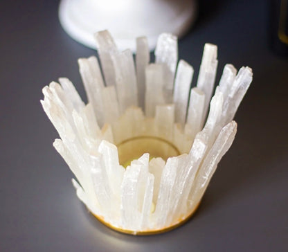 Selenitt Telys dekorasjon med glass i vannfalldesign, HVIT 13.5x13.5x10cm
