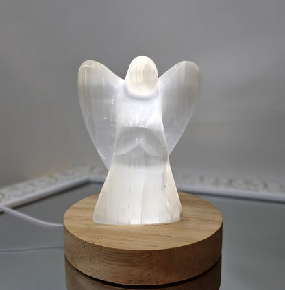 Vakker, håndlaget Moroccan Angels ca. 10cm med dekorativ Led Trebase og lysjustering