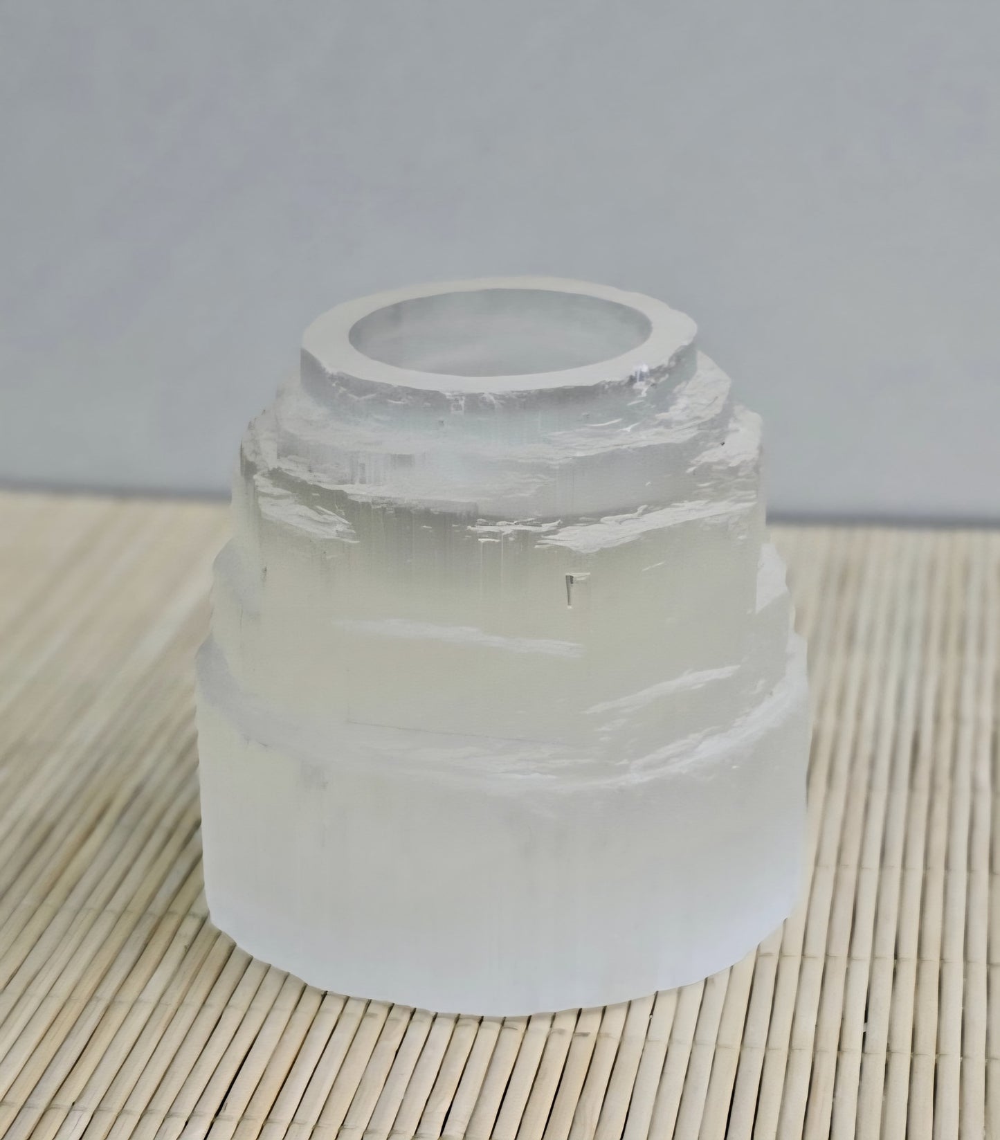 Selenitt Telys dekorasjon , Iceberg Design -  8x8cm, 700gram, Medium