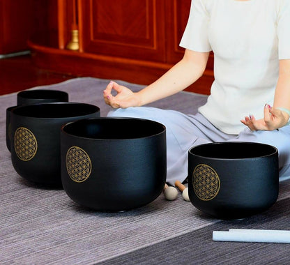 Crystal Singing Bowls Set 432Hz 6"-12" - Chakra Quartz Sound Bowls - Including Mallets, Carrying Bags, 7 x Frosted Black Quartz Bowls