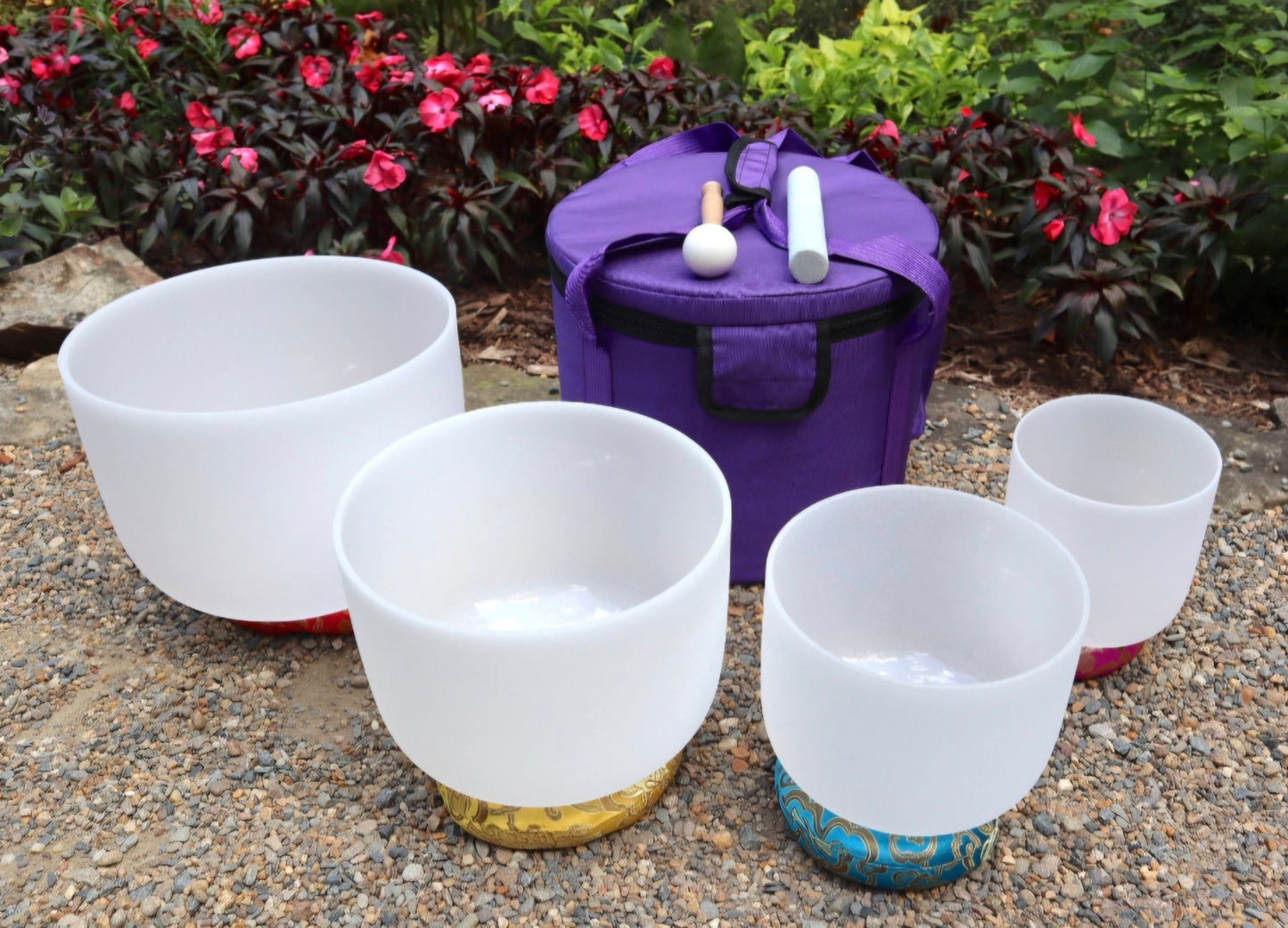 Crystal Singing Bowls Set 432Hz "12,10,8,6" - White Quartz Sound Bowls - Including Mallets & Carrying Bags, 4 White Color Quartz Bowls