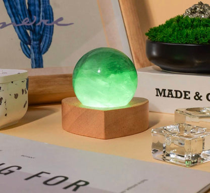 Nye, Led Crystal Sphere Quartz decorlamper... Green Fluorite Cluster, 6cm m/4cm Kule inkl. trebase
