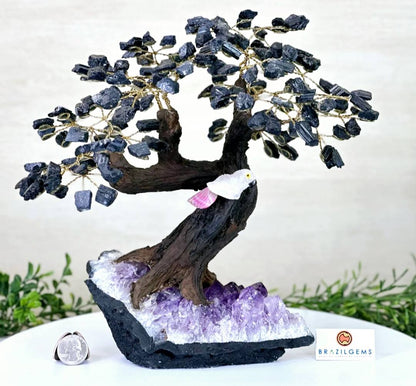 NEW / 25cm Tall Handmade Brazilian Sort Turmaline Raw Quartz Gemstone Tree, Large Ametyst Cluster Quartz Base with a Crystal Parrot Bird - 160 Crystals