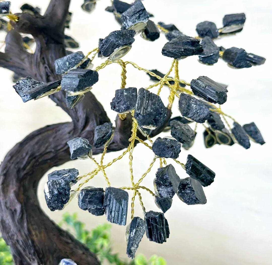 NEW / Large 35cm Tall Handmade Brazilian Black Turmaline Quartz Gemstone Tree, XLarge Clear Quartz Cluster Base with a Crystal Bird, 5kg 35cm - 180 Raw Crystals