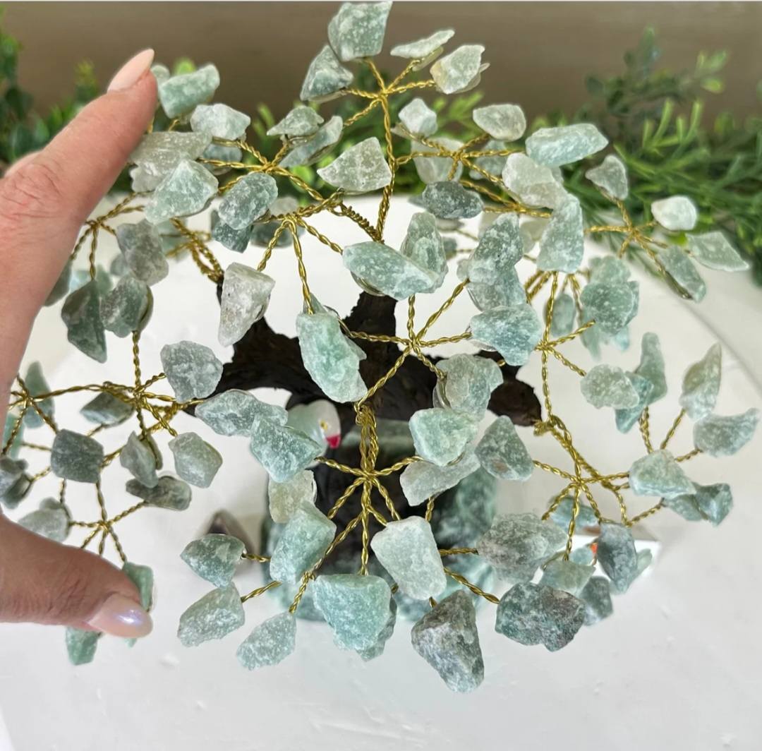 NEW / 25cm Tall Handmade Brazilian Green Quartz Gemstone Tree, Green Quartz Base with a Crystal Parrot Bird, 120 Raw Crystals