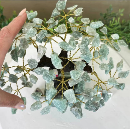 NEW / 25cm Tall Handmade Brazilian Green Quartz Gemstone Tree, Green Quartz Base with a Crystal Parrot Bird, 120 Raw Crystals