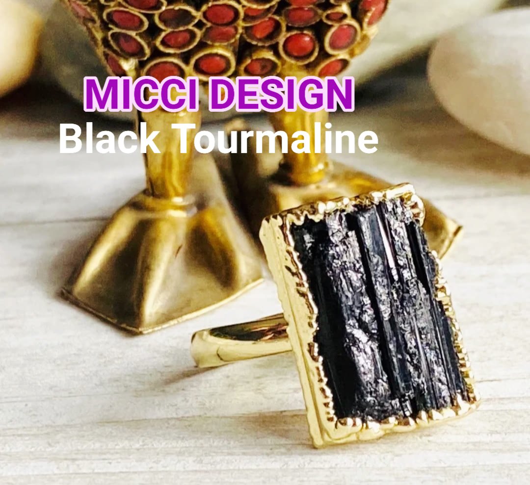 MICCI Design Raw Black Tourmaline Quartz Ring, Gold Electroplated, justerbar
