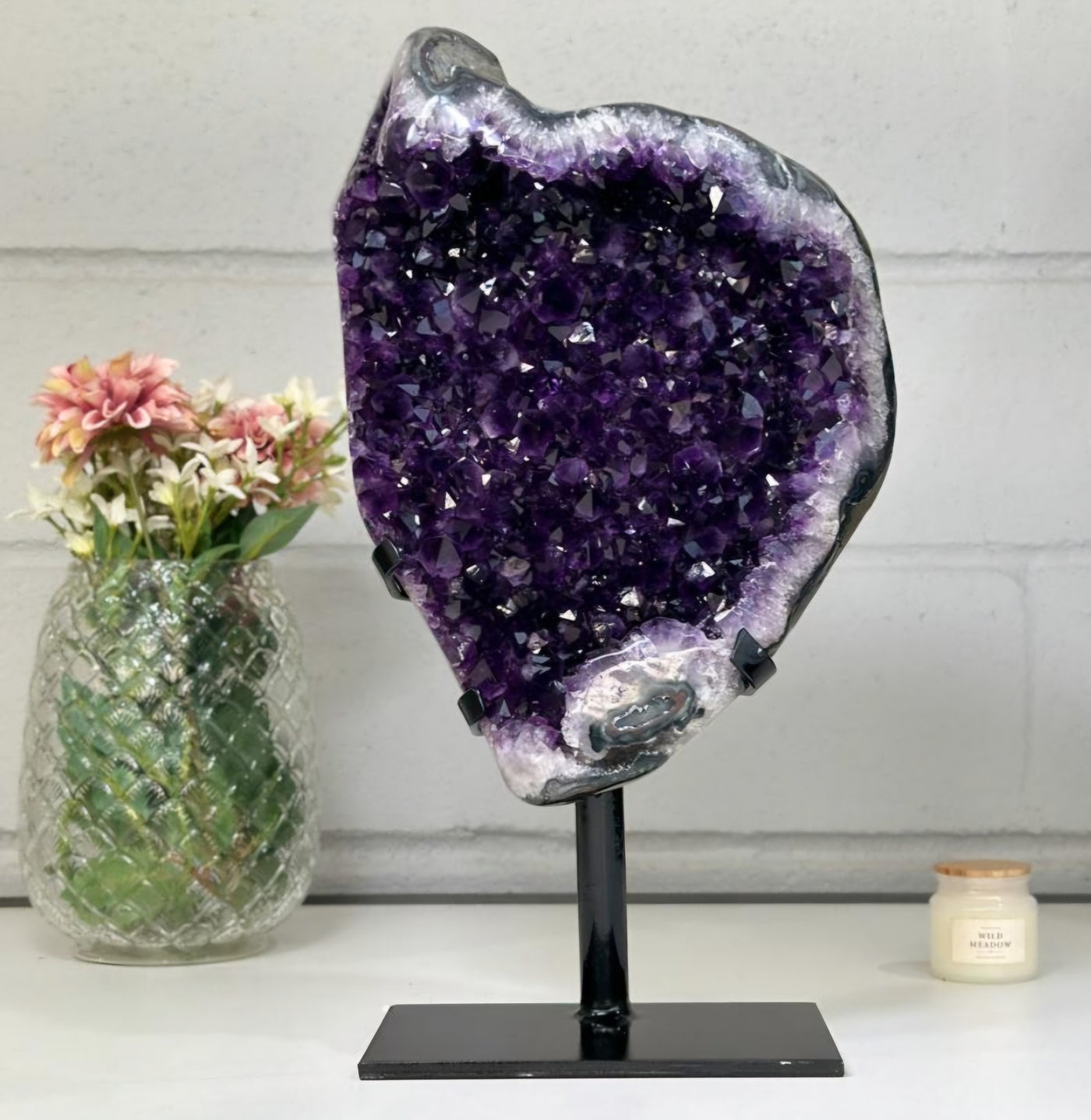 World Class Huge Natural URUGUAY Amethyst Specimen - MWS1778, 15KG - 51x28x16cm incl. metalstand.