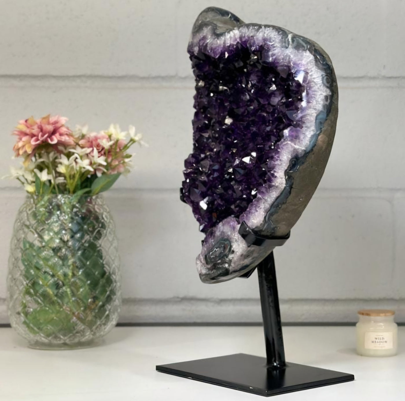 World Class Huge Natural URUGUAY Amethyst Specimen - MWS1778, 15KG - 51x28x16cm incl. metalstand.