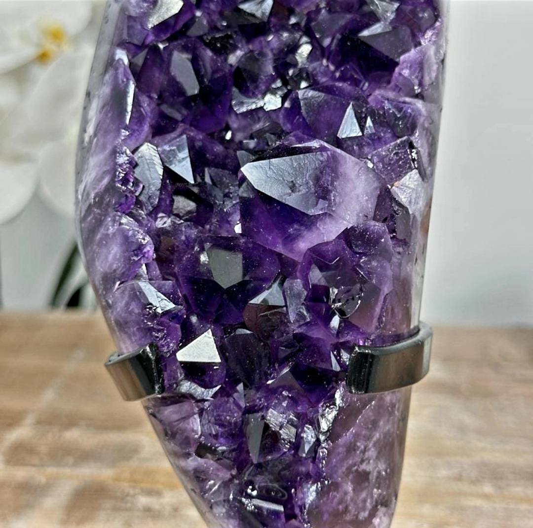 Unique Amethyst Cluster with huge Deep Purple Crystals - MWS1756, 22x9.5cm - 1.6KG