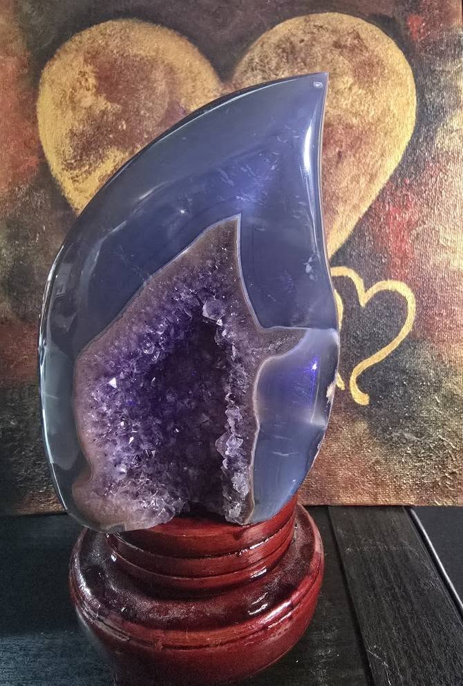 MÅNEDENS UTVALGTE / Natural Uruguay Amethyst Agate & Jasper Stone Flame Carving, 13x8cm - FST0157