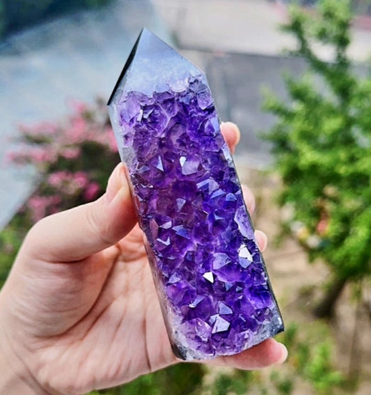 Kampanje Uruguay & Brazilian Ametyst Geode - Agate Tower, 300  - 400 gram