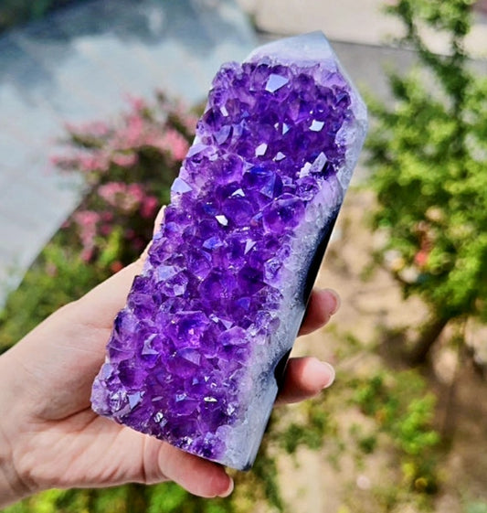 Kampanje / Uruguay & Brazilian Ametyst Geode - Agate Tower, 800  - 1000 gram